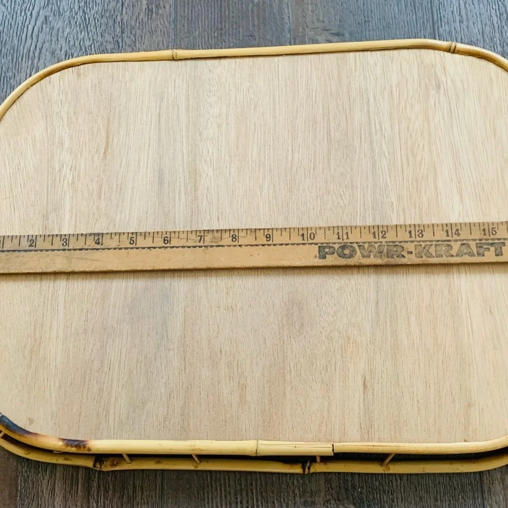 Set of 2 bamboo trays